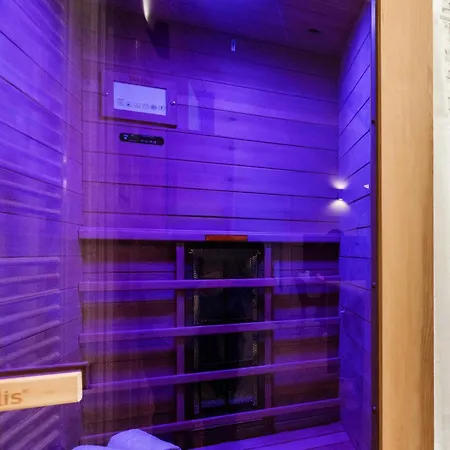 Amazing View Designer With Sauna And Bathtub 3 Min To Opera House Apartment Budapest