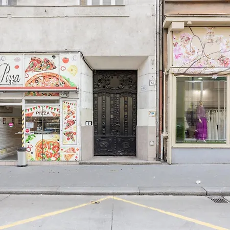 Διαμέρισμα Amazing View Designer With Sauna And Jacuzzi 3 Min To Opera House