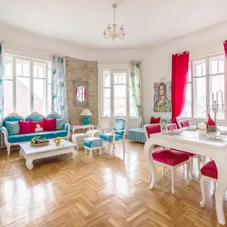 Amazing View Designer With Sauna And Bathtub 3 Min To Opera House Apartment Budapest