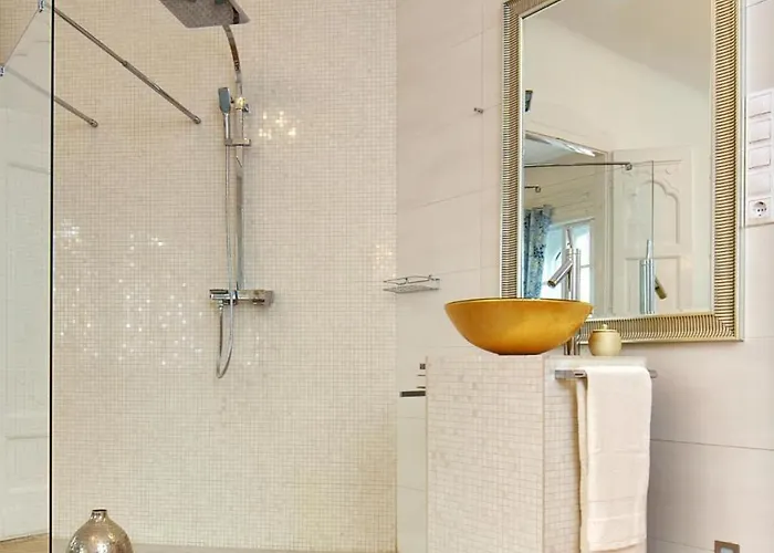 Amazing View Designer With Sauna And Jacuzzi 3 Min To Opera House Apartment *