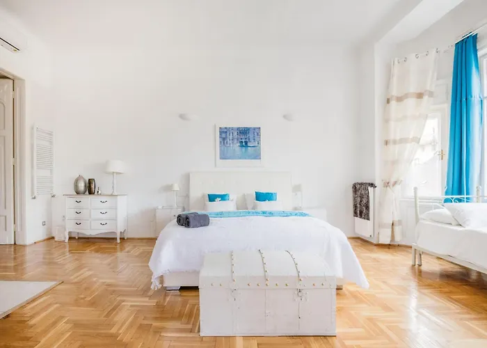 Apartament Amazing View Designer With Sauna And Jacuzzi 3 Min To Opera House