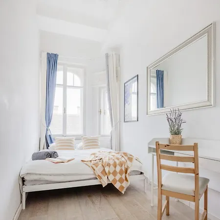 Amazing View Designer With Sauna And Jacuzzi 3 Min To Opera House * 布达佩斯