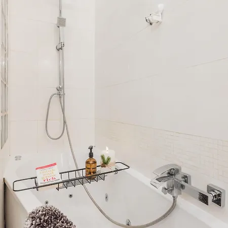 公寓 Amazing View Designer With Sauna And Jacuzzi 3 Min To Opera House 布达佩斯